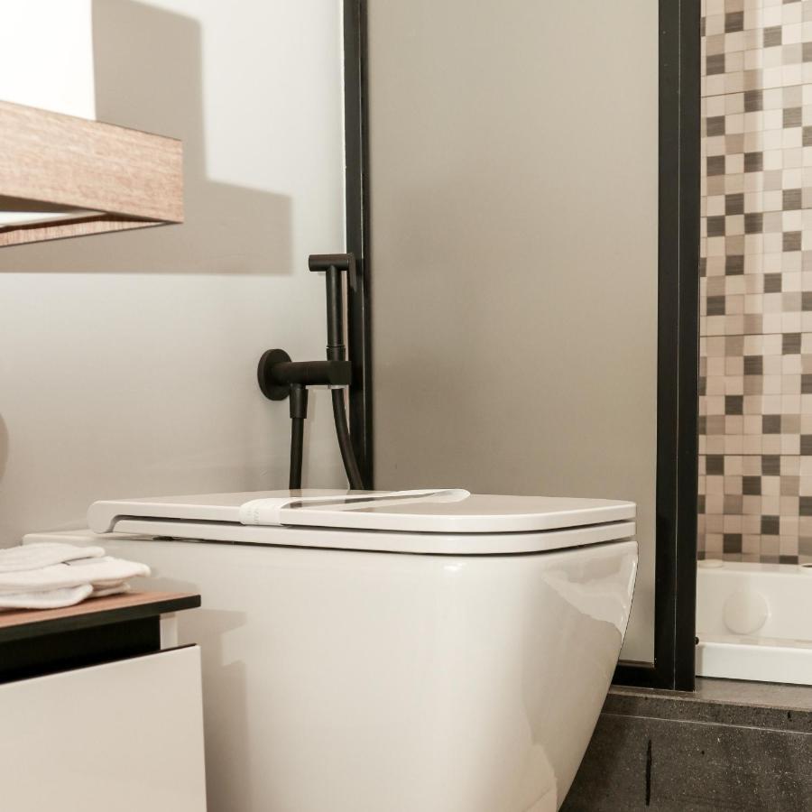 Dislocati Bnb - Jacuzzi Privata - Cucina - Tv60" - Minimal Luxury Marigliano Exterior photo